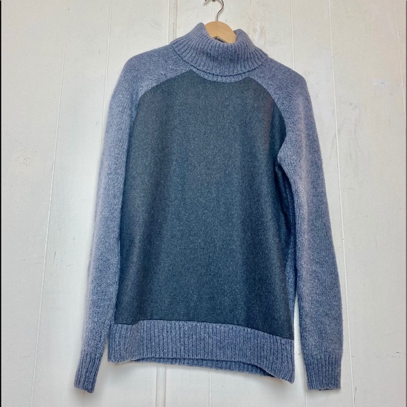 French Connection Grey Color Block Turtleneck Women’s Size Small - Picture 1 of 5
